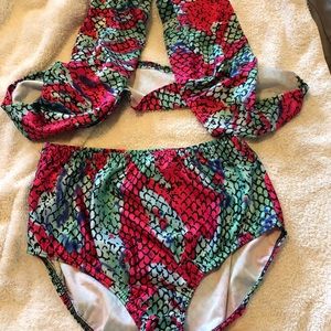 High waste swim suite